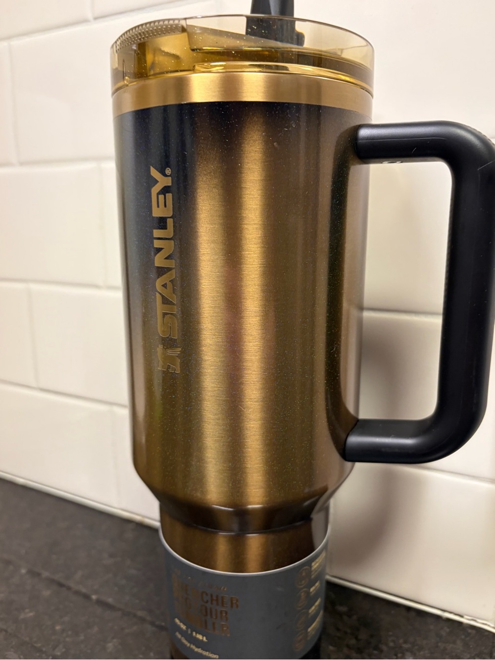 Stanley - 40 oz. Quencher ProTour Flip Straw Tumbler - BLACK HONEY (Ltd. Edt) - Picture 9 of 17